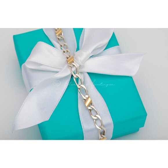 Gorgeous Tiffany & Co. Classic Cuban Vintage Bracelet in 18k Gold and Silver - Picture 5 of 10